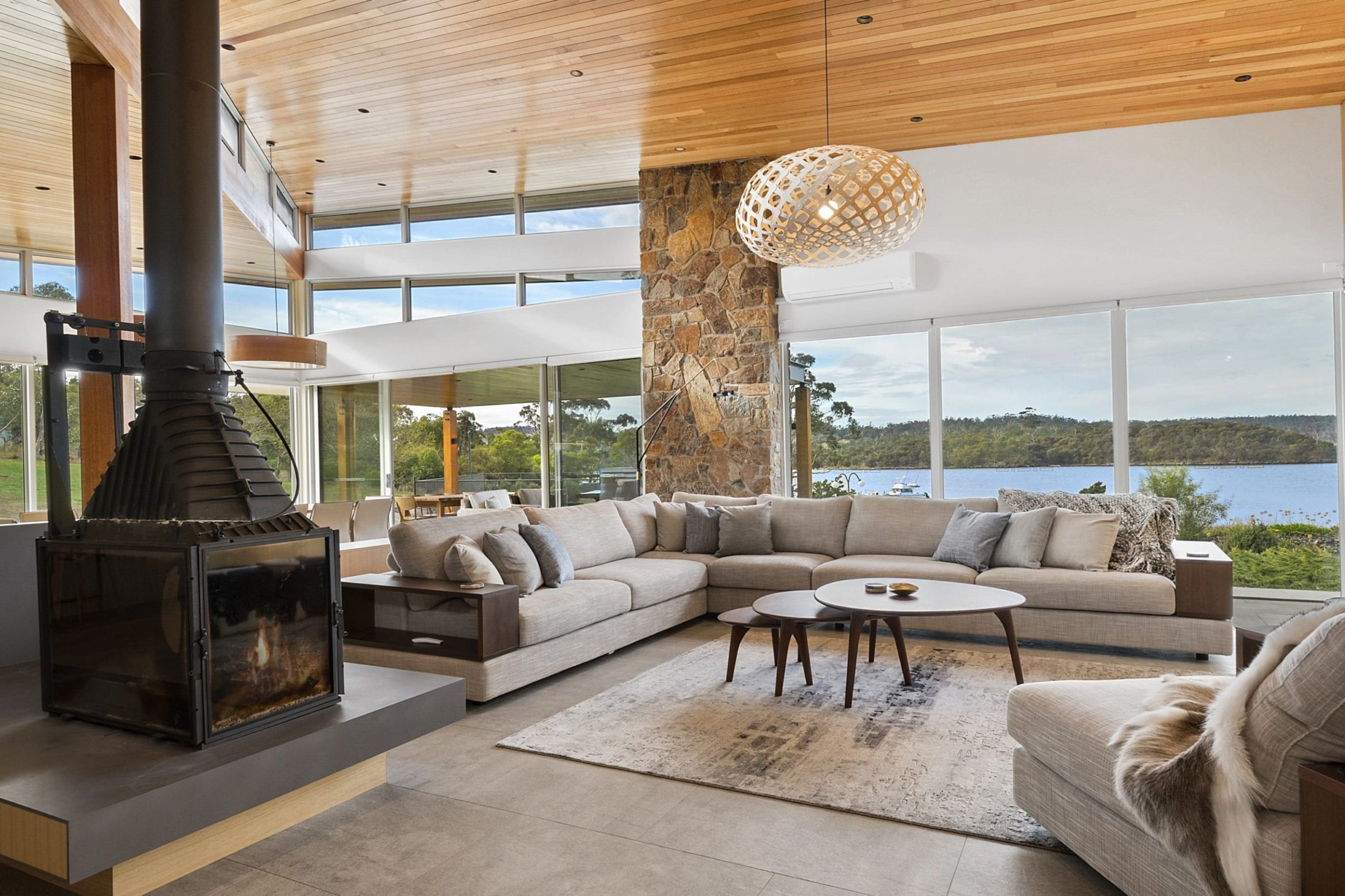 Rockpool: where grandeur and homeliness blend seamlessly | Tasmanian Timber