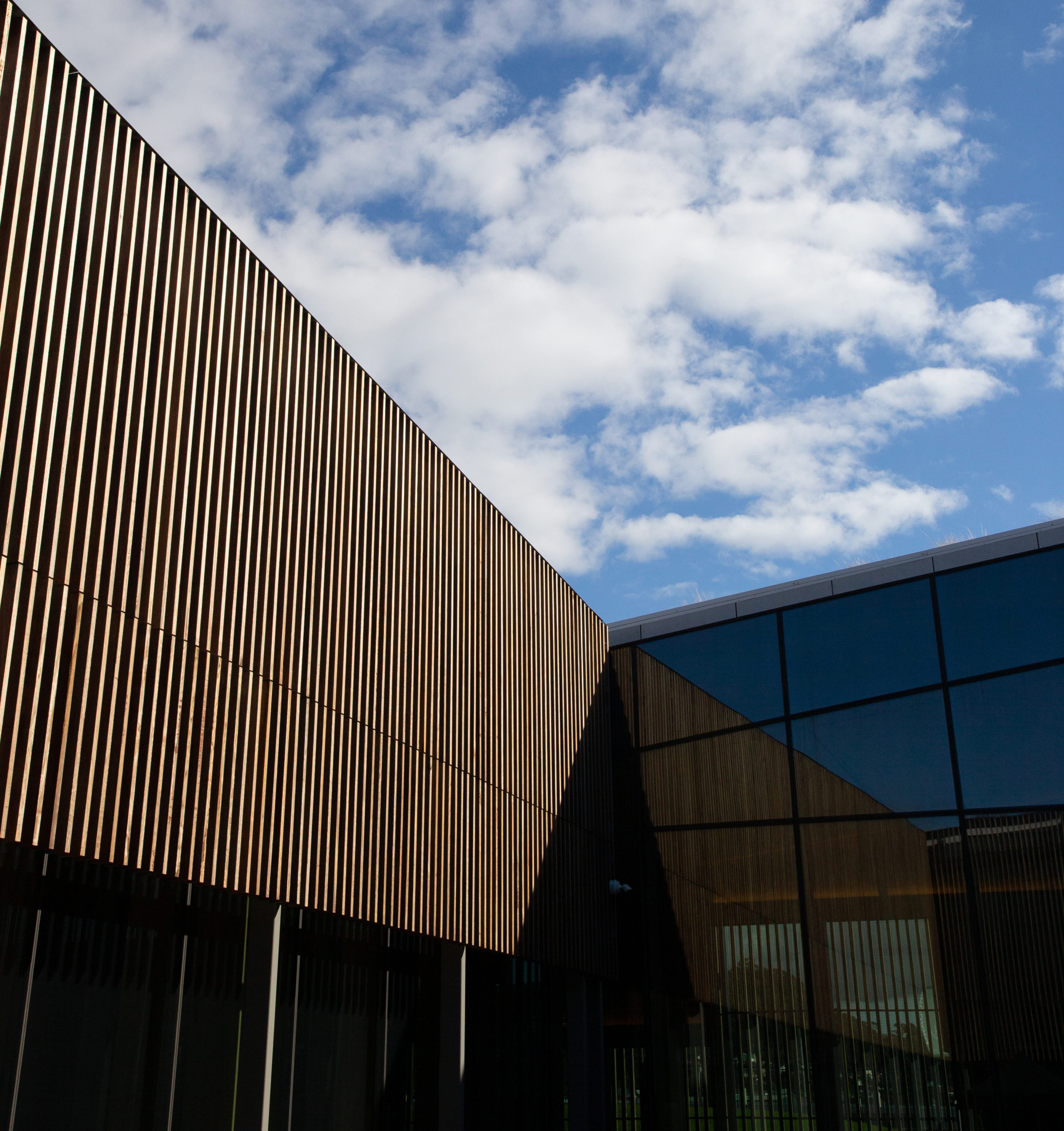 Award-winning Cradle Coast Campus evokes a sense of calm with Tasmanian timber